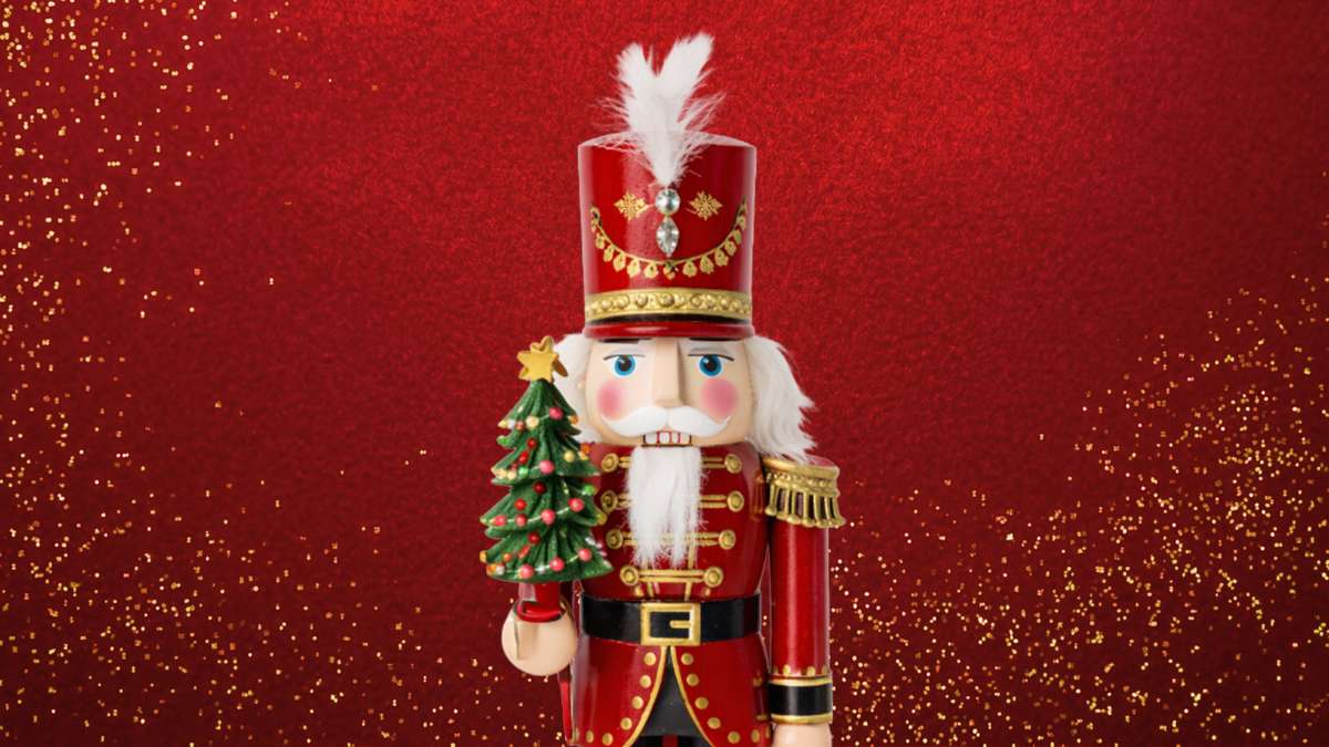 NUTCRACKER! Magical Christmas Ballet – Official Wooden Nutcracker